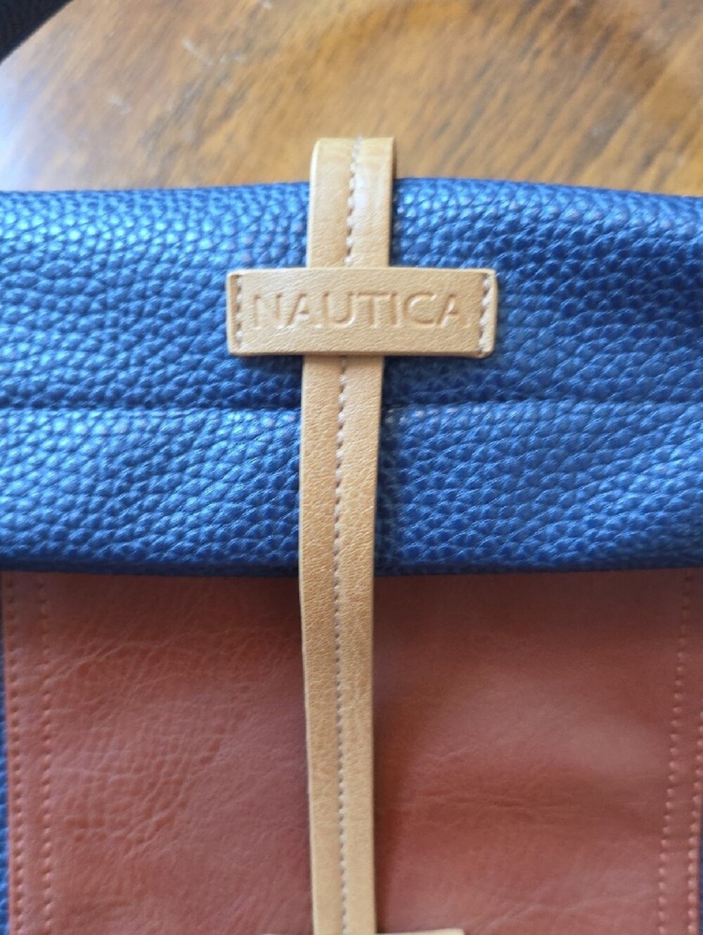 Nautica NWOT Navy, Brown & Tan Colorblock Cross Body Bag - Picture 3 of 10